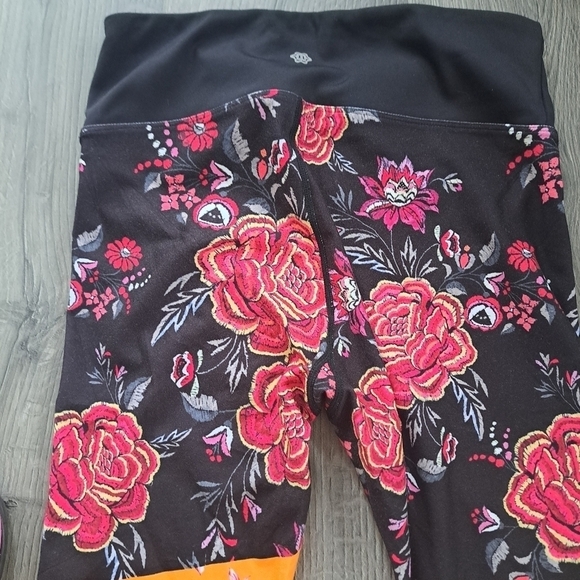 NANETTE LEPORE colorful black orange floral crop leggings tights bohemian SM - Picture 6 of 7